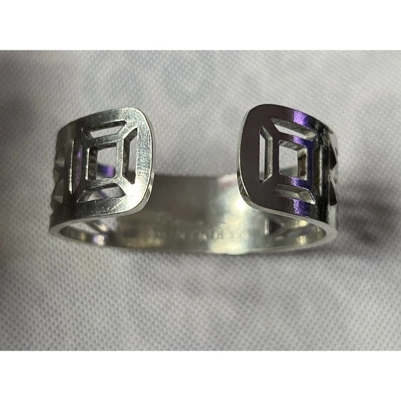 SALISBURY FINE METAL ARTISANS Monogram "KML" PEWTER CUFF BRACELET - Picture 10 of 15